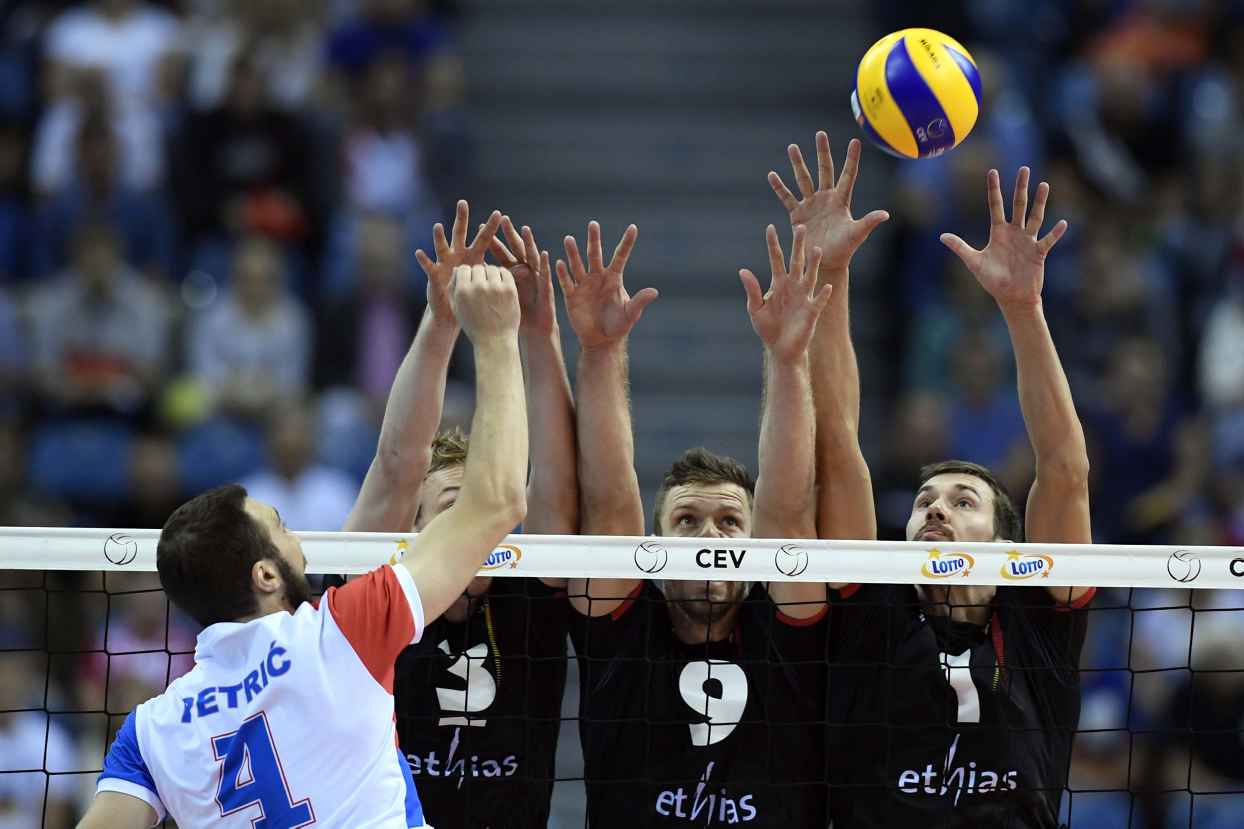 Serbia claim tiebreak victory over Red Dragons to crown #EuroVolleyM with bronze