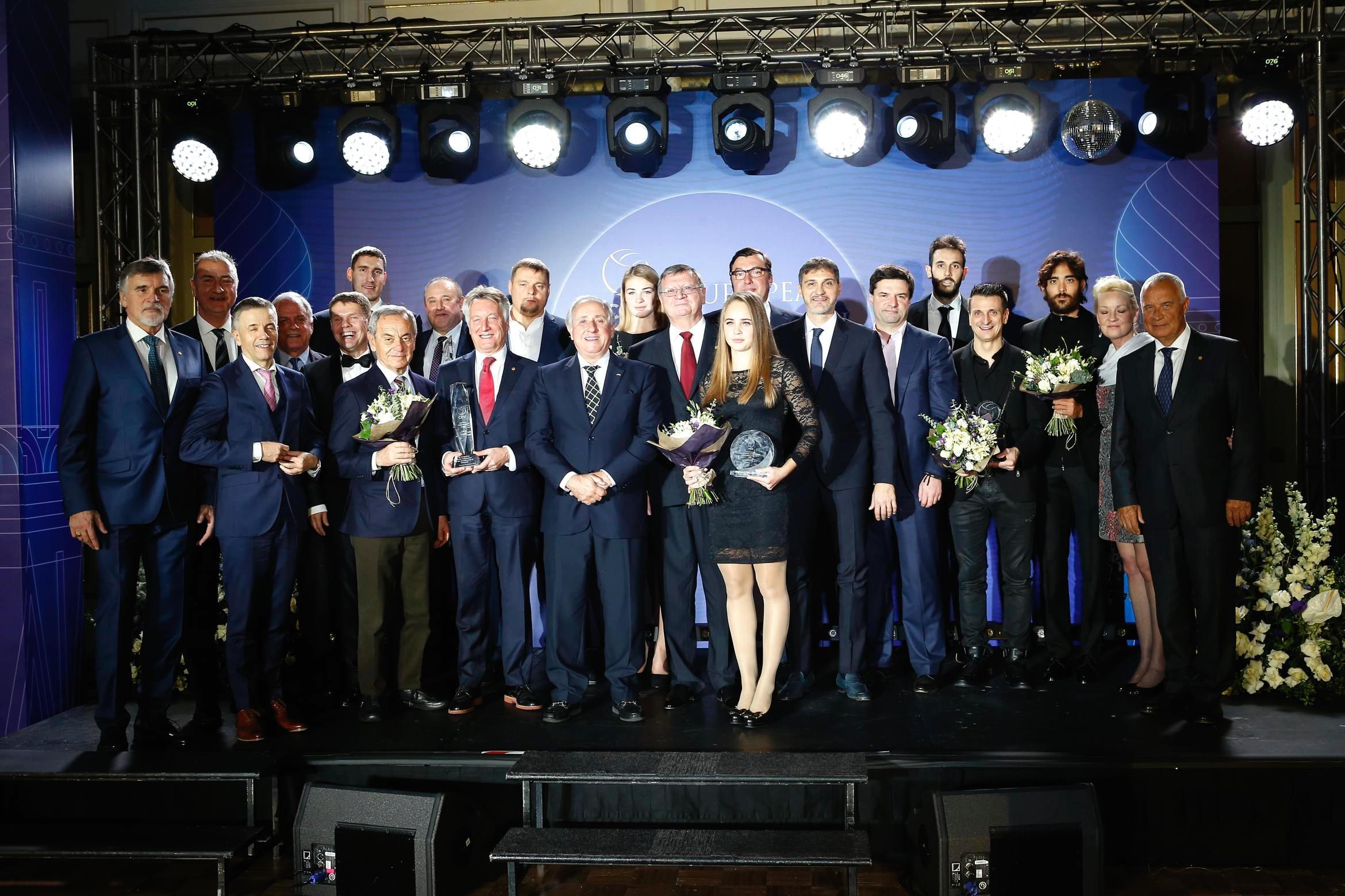 Volleyball stars shine like diamonds on stage of European Volleyball Gala 