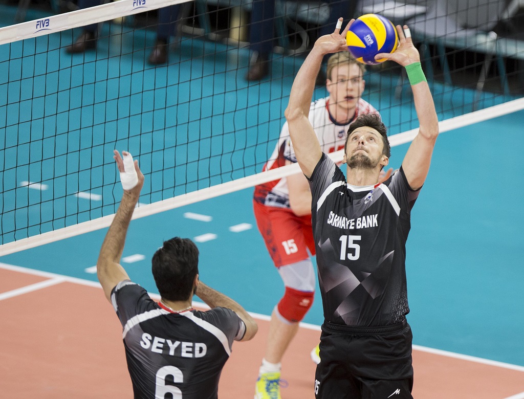 Zaksa Kedzierzyn-Kozle – Sarmayeh Bank Volleyball Club 3:2