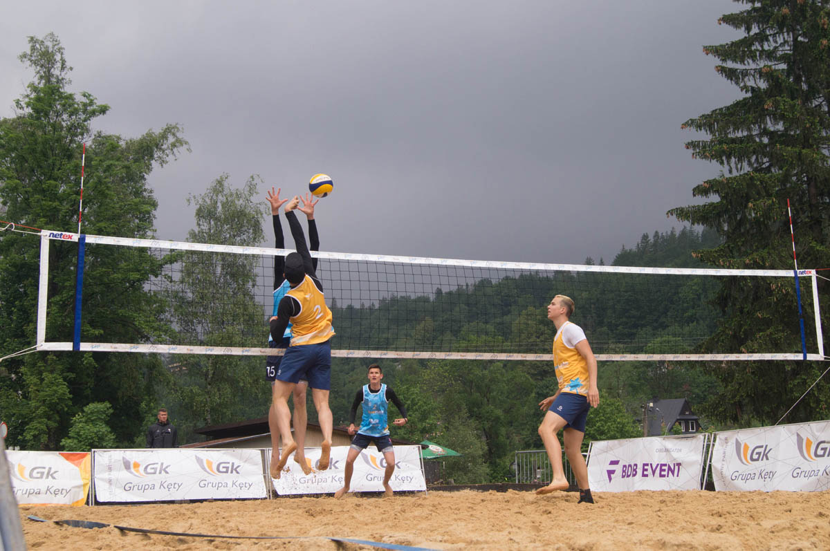 Młoda Plaża 2018: wysoki poziom inauguracji w Wiśle.