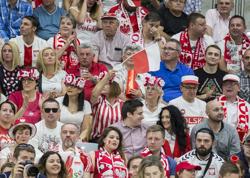 „Bądź częścią gry” - namaluj koszulkę-sektorówkę z Reprezentacją Polski! 