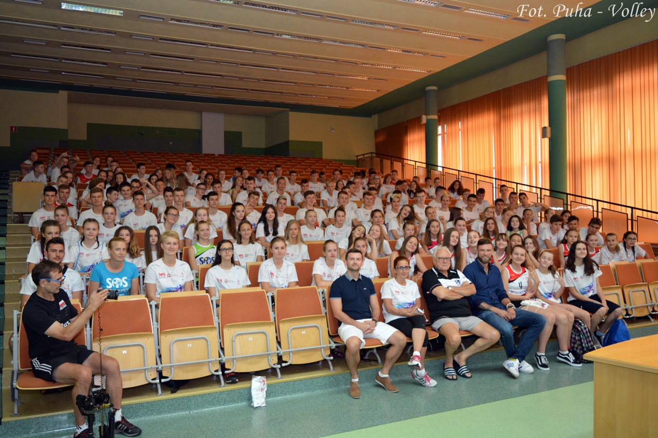 Zapał do pracy na kampach Siatkarskich Ośrodków Szkolnych