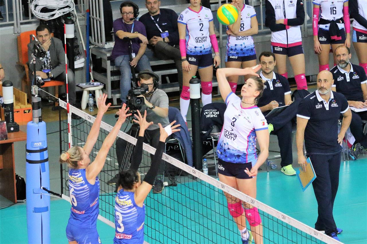 Liga Mistrzyń: Chemik Police - CSM Bukareszt 1:3