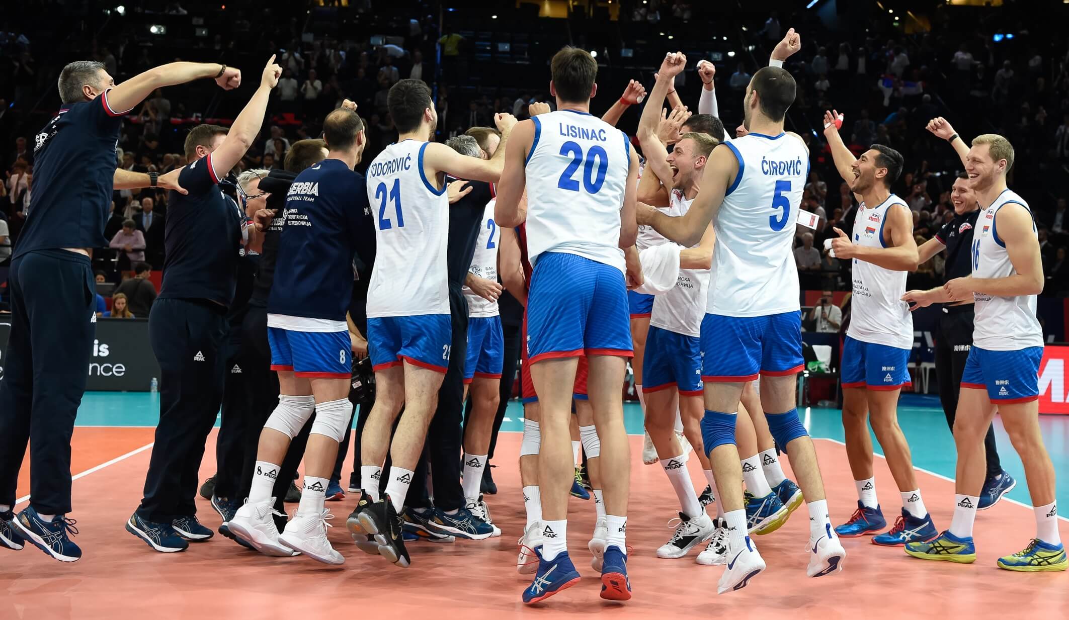 Półfinał CEV ME: Serbia - Francja 3:2