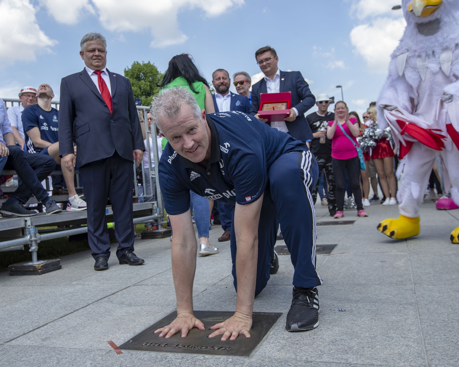 Wyjaśnienia związane z przedłużeniem kontraktu trenera Vitala Heynena