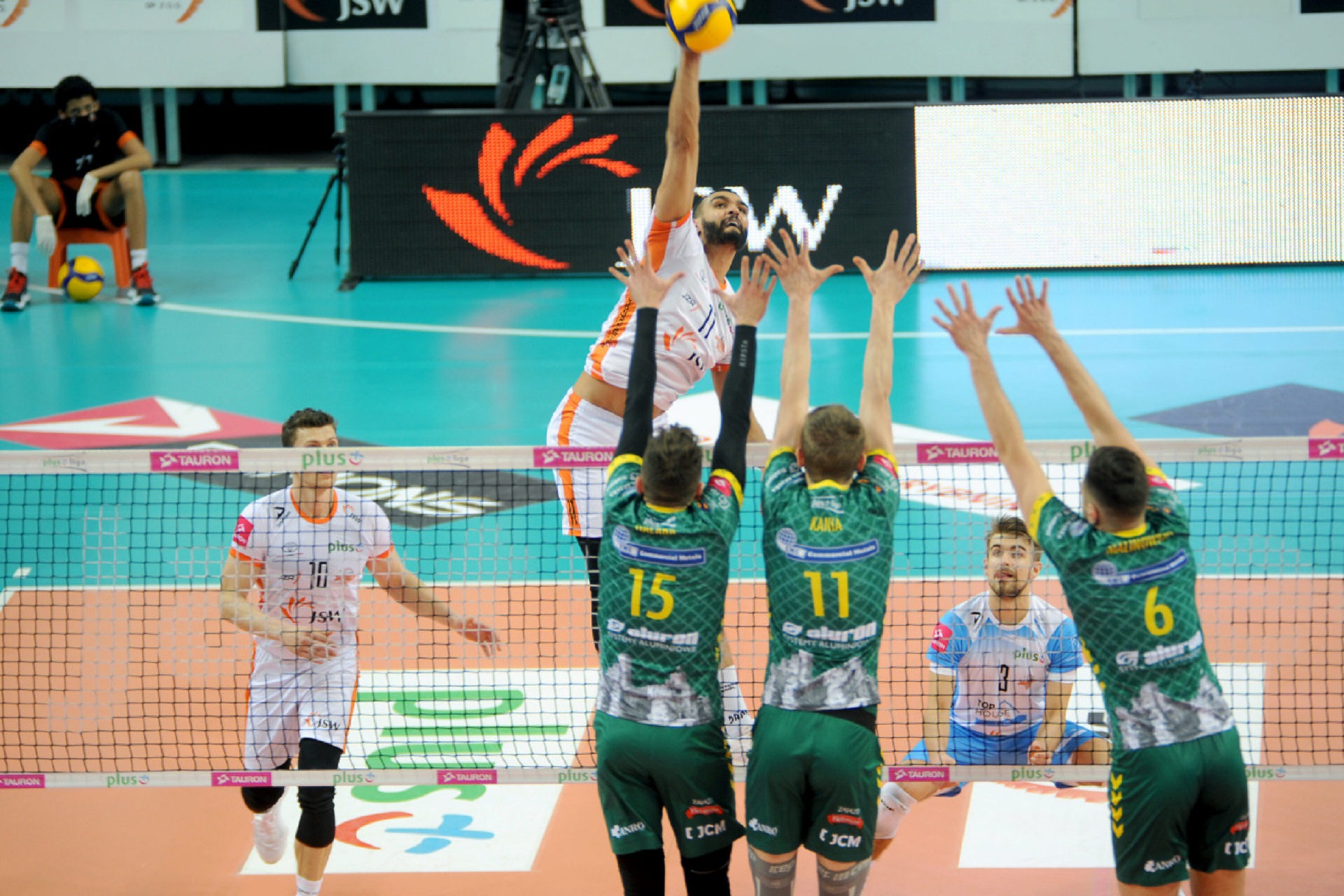 PlusLiga: ćwierćfinały play - off cd.