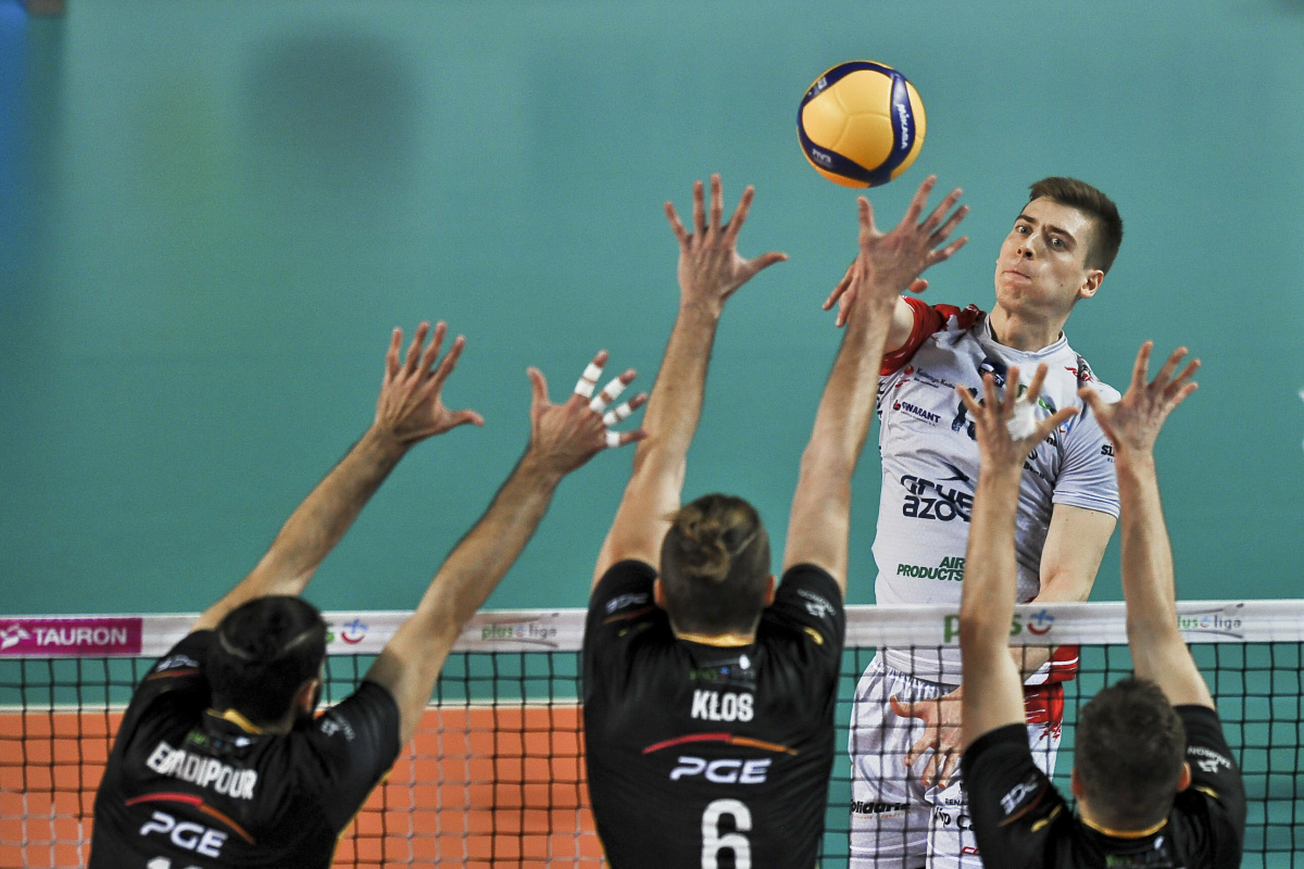 Półfinał PlusLigi: Grupa Azoty ZAKSA Kędzierzyn-Koźle - PGE Skra Bełchatów 3:0