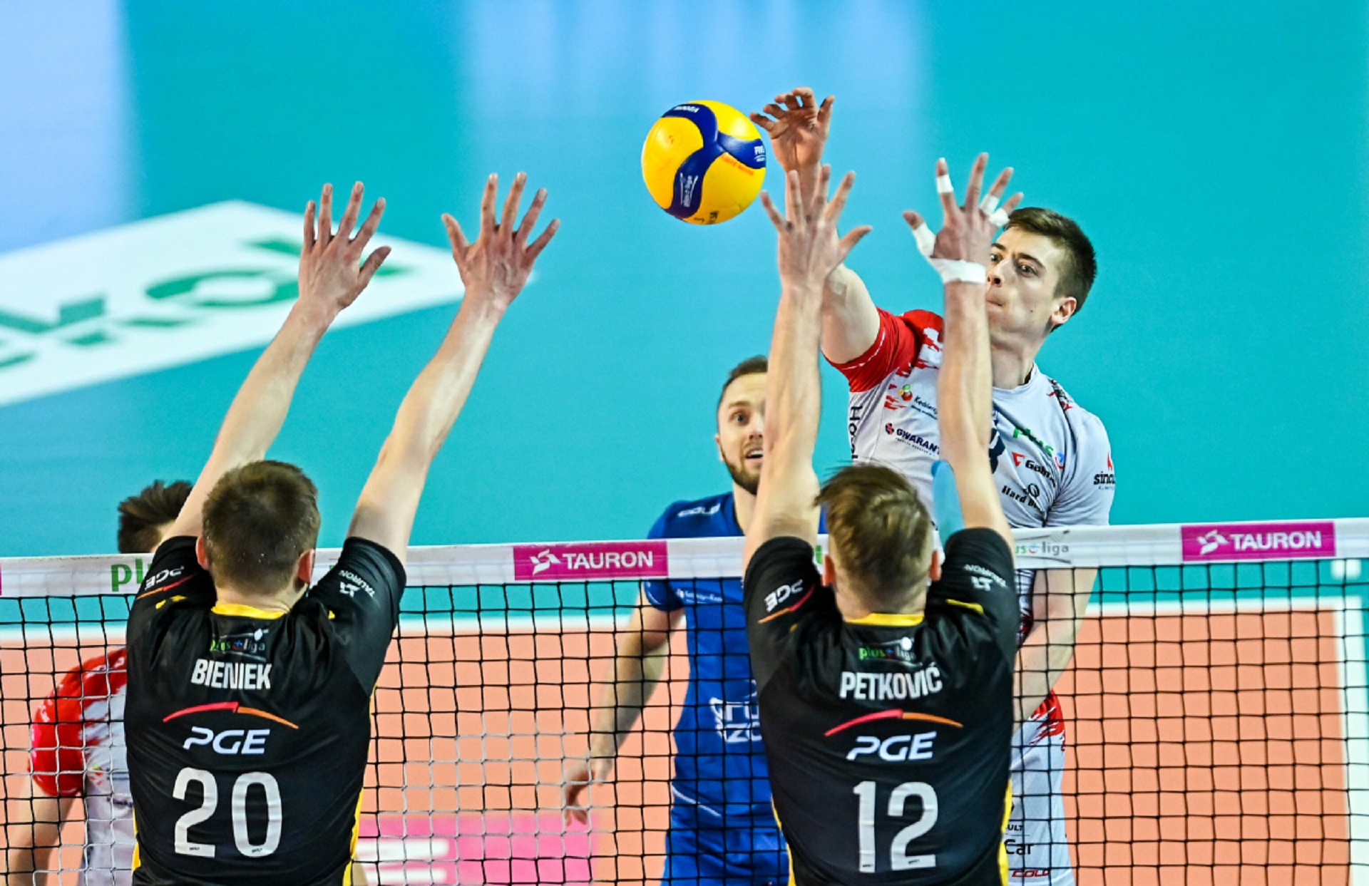 Półfinał PlusLigi: PGE Skra Bełchatów - Grupa Azoty ZAKSA Kędzierzyn-Koźle 3:1