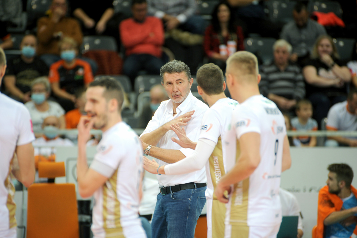 PlusLiga: lider i wicelider po 3:0