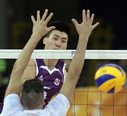 Shanghai Volleyball Club – Personal Bolivar 3:2
