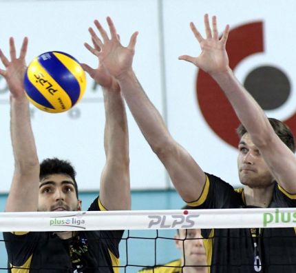 PGE Skra Bełchatów pierwszym finalistą PlusLigi