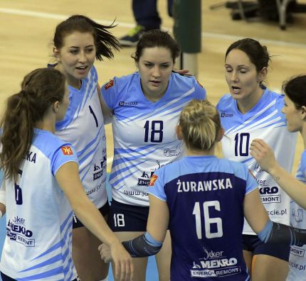 I liga siatkarek: lider wygrał w Jarosławiu