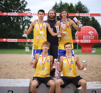 MP juniorów w siatkówce plażowej: Jakub Kurowski i Jacek Rejno ze złotym medalem