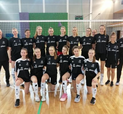 U-17 EEVZA