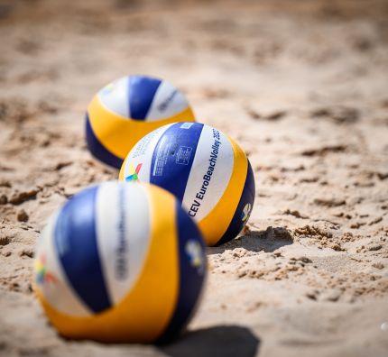 ME U18 w siatkówce plażowej: I dzień