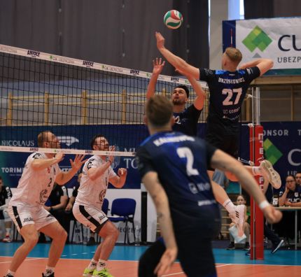 Turniej finałowy II ligi siatkarzy: CM SOLEUS Klub Sportowy Rudziniec i CUK Anioły Toruń z awansem do 1. Ligi!